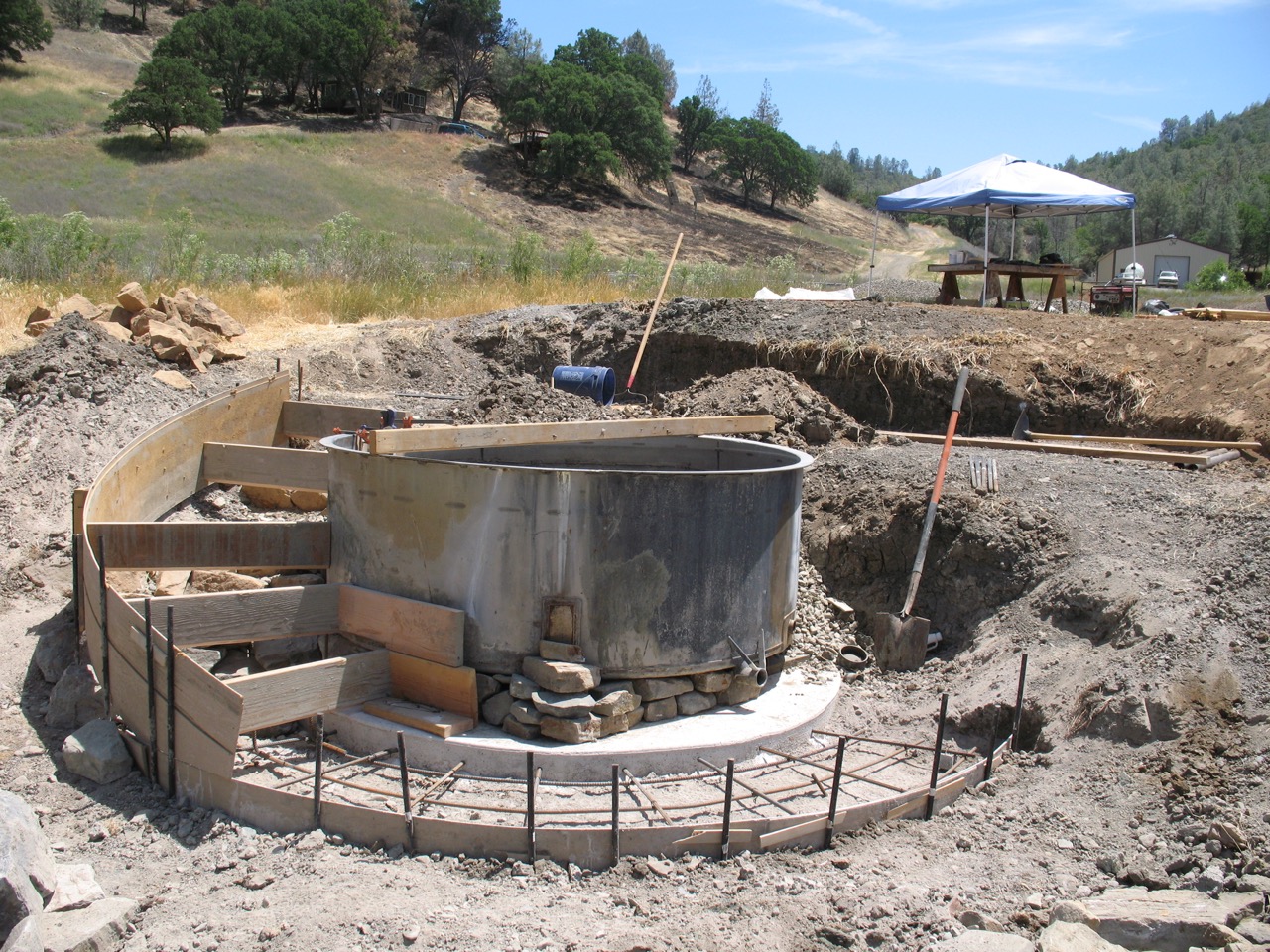 Forming tub steps and base walkway
