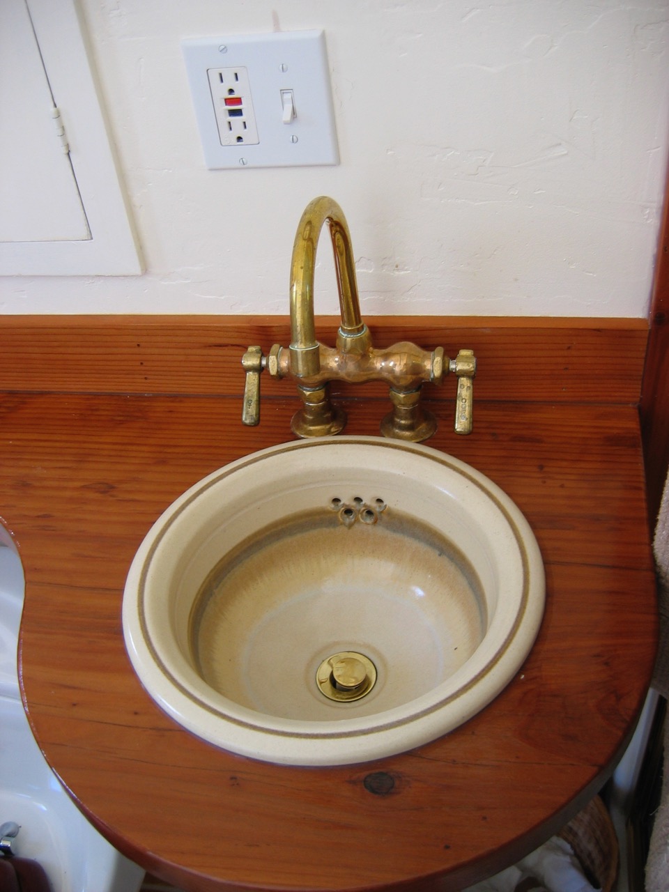 Sink and faucet detail