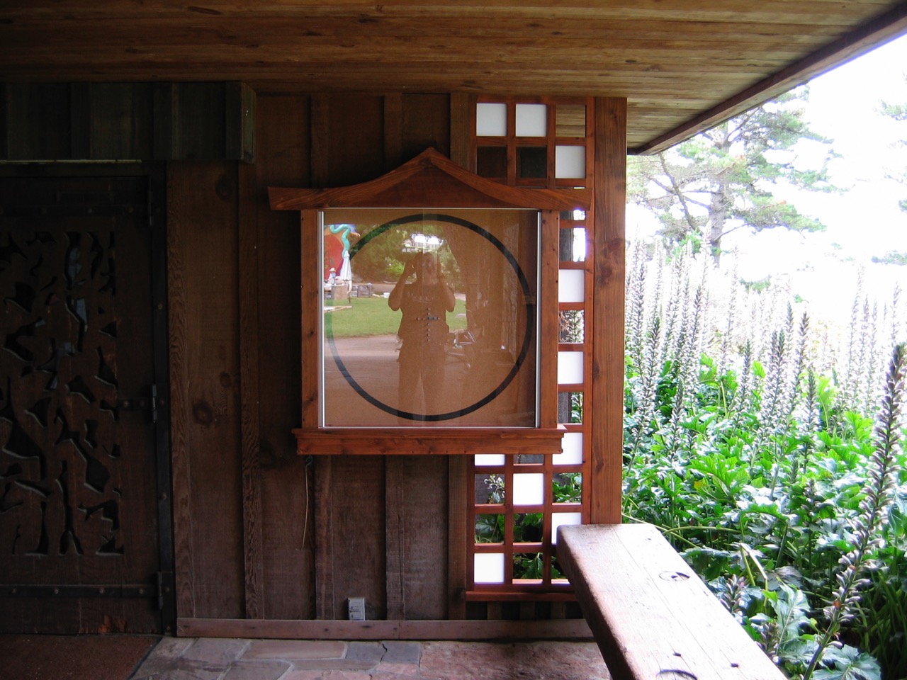 Japanese style screen and display case