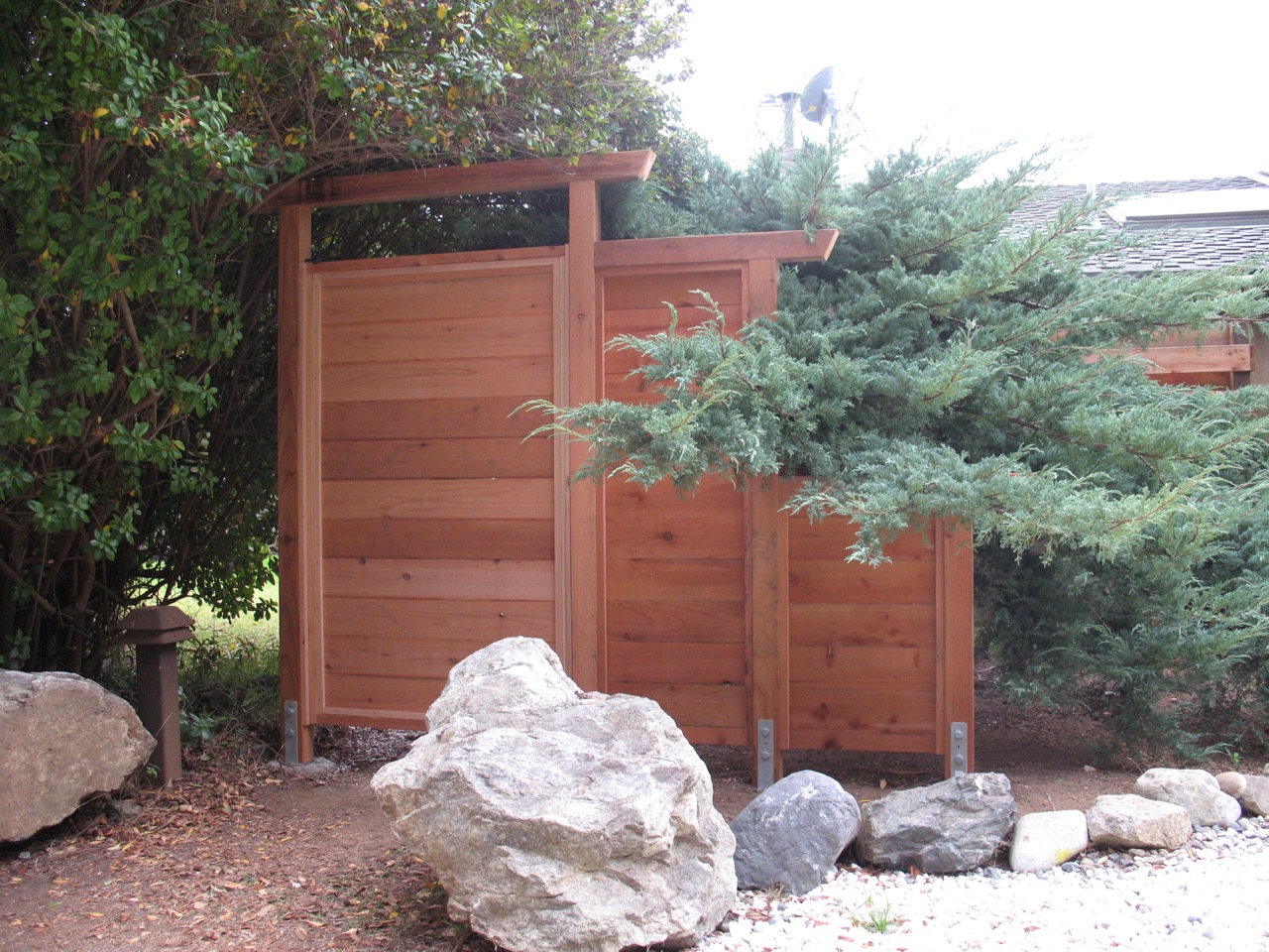Japanese style privacy fence