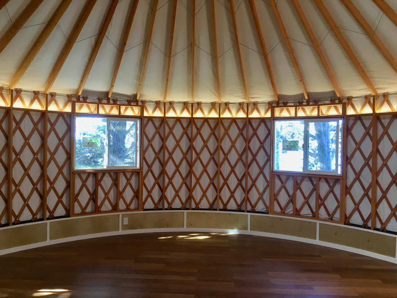 Yurt interior lighting